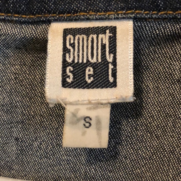 🌸 3/$25 Smart set dark denim jacket - Picture 3 of 3